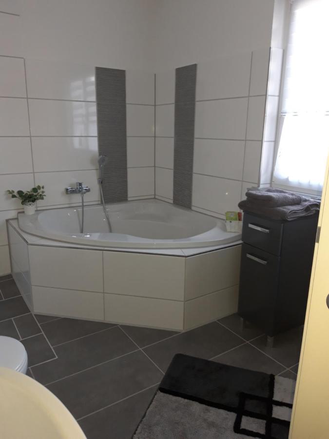 Ferienwohnung Finkenzeller Jever Eksteriør billede